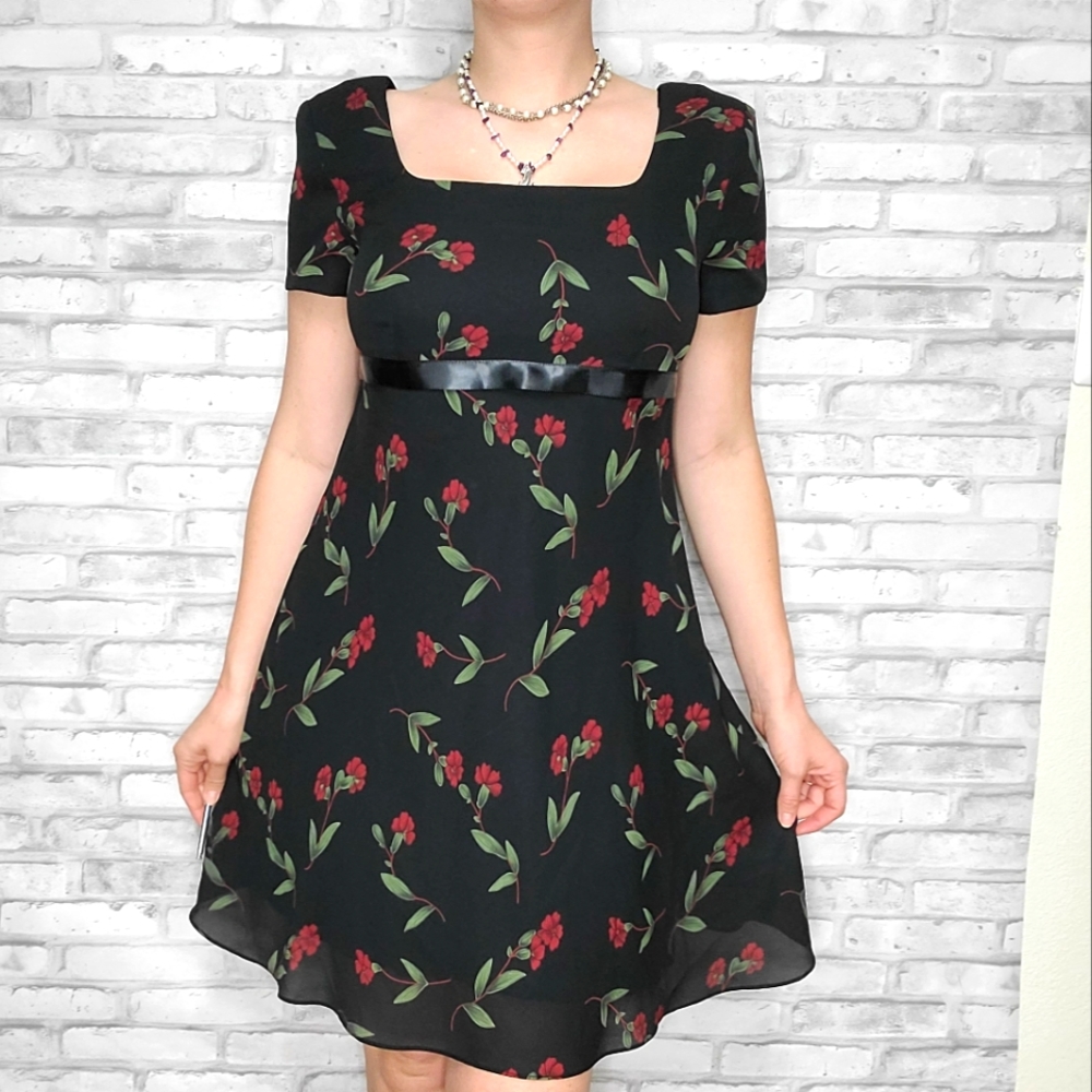 90s Donna Ricco Mini Red Floral Black Dress
